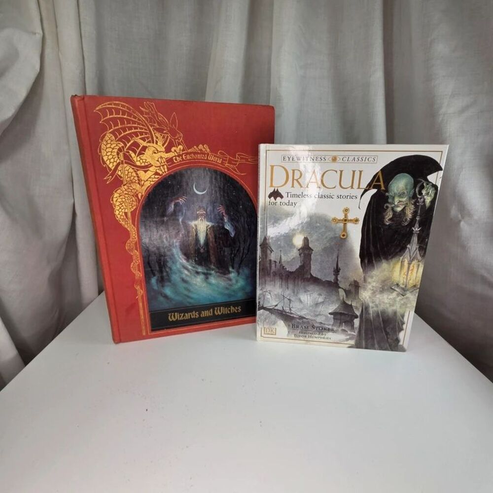 Halloween spooky books